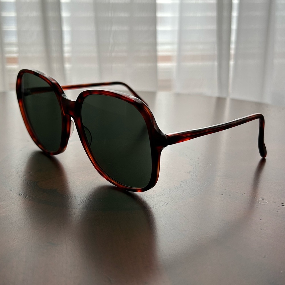 Ray-Ban Women's Tortoiseshell Green Lens Sunglasses - Picture 7 of 12